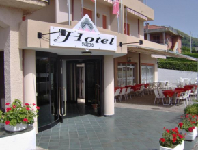  Hotel Svizzero  Санджинето